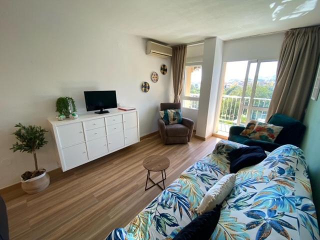 Minerva, One Bedroom Family Apartment, Great Location, Pool With Water Slides, Sleeps 4